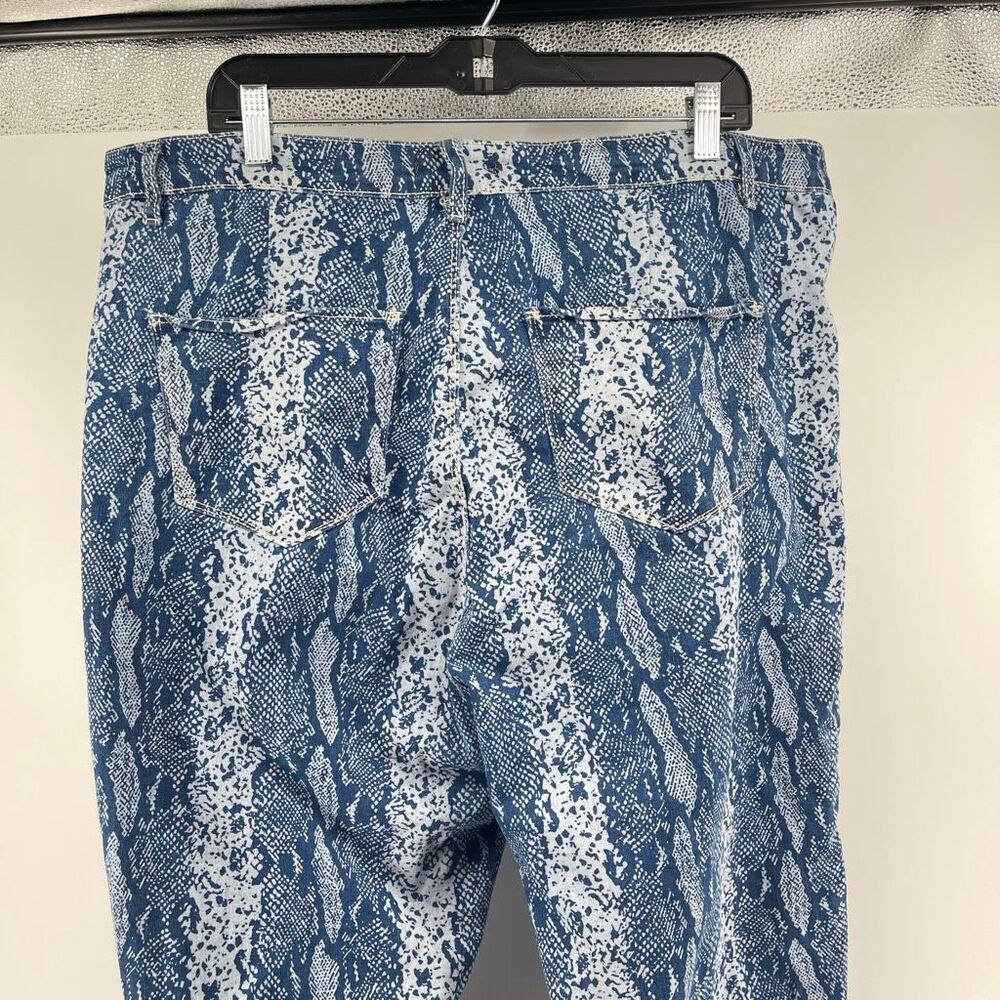 Fashion Nova Valentina High Rise Snake Print Flare Jeans Blue Wash Size 20 - Picture 11 of 16